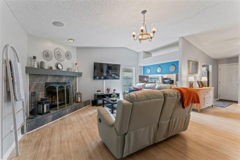 House in Tampa, Florida 4 bedrooms, 182.09 sq.m. № 1826279 - photo 24