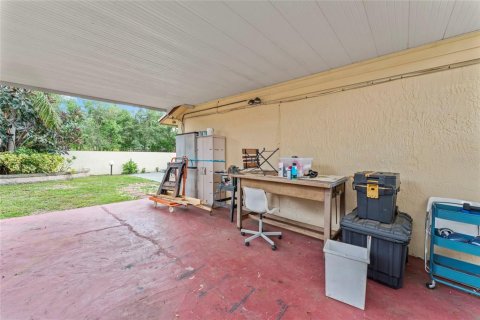 House in Tampa, Florida 4 bedrooms, 182.09 sq.m. № 1826279 - photo 8