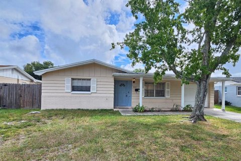Villa ou maison à New Port Richey, Floride 2 chambres, 78.78 m2 № 2399541
