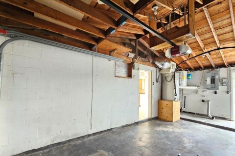 Villa ou maison à louer à New Port Richey, Floride: 2 chambres, 78.78 m2 № 2399541 - photo 14