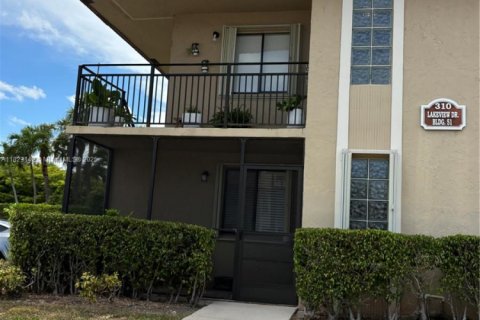 Condominio en venta en Weston, Florida, 2 dormitorios № 1804488 - foto 17