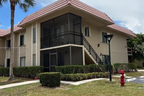 Condominio en venta en Weston, Florida, 2 dormitorios № 1804488 - foto 1