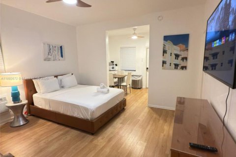 Appartement à louer à Miami Beach, Floride: 1 chambre, 46.45 m2 № 1946666 - photo 1
