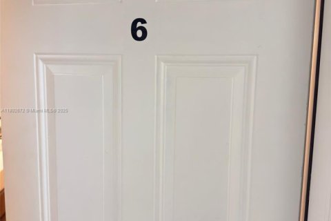 Appartement à louer à Miami Beach, Floride: 1 chambre, 46.45 m2 № 1946666 - photo 12
