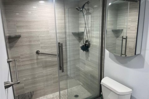Copropriété à louer à South Pasadena, Floride: 1 chambre, 104.05 m2 № 2280143 - photo 8