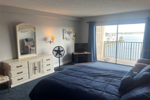 Copropriété à louer à South Pasadena, Floride: 1 chambre, 104.05 m2 № 2280143 - photo 7