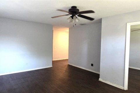 Villa ou maison à vendre à Lakeland, Floride: 3 chambres, 162.39 m2 № 2414998 - photo 27