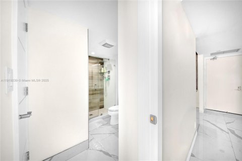 Купить кондоминиум в Авентура, Флорида 2 спальни, 105.72м2, № 1974411 - фото 23