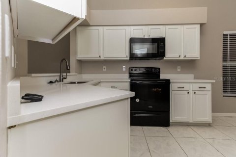 Villa ou maison à louer à Valrico, Floride: 4 chambres, 141.49 m2 № 2419640 - photo 5