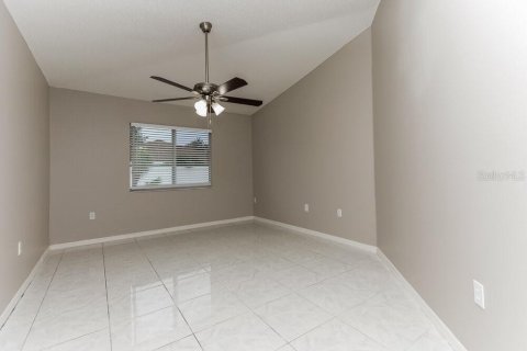 Villa ou maison à louer à Valrico, Floride: 4 chambres, 141.49 m2 № 2419640 - photo 6