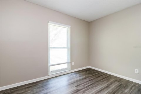 Casa en alquiler en Valrico, Florida, 3 dormitorios, 115.57 m2 № 1851643 - foto 10