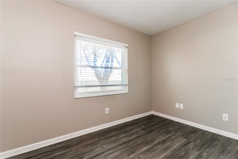 Casa en alquiler en Valrico, Florida, 3 dormitorios, 115.57 m2 № 1851643 - foto 13