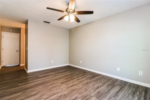 Casa en alquiler en Valrico, Florida, 3 dormitorios, 115.57 m2 № 1851643 - foto 7