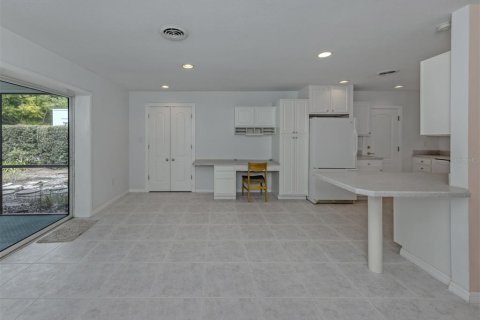 House in Venice, Florida 3 bedrooms, 135.27 sq.m. № 2391401 - photo 18