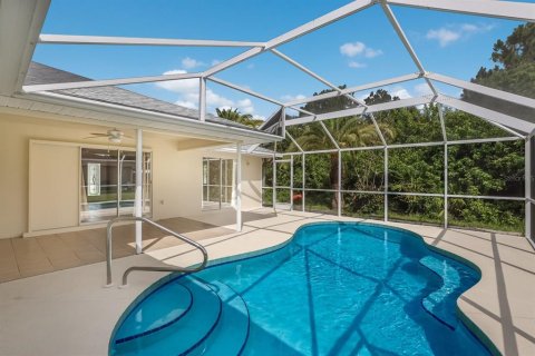 Villa ou maison à vendre à North Port, Floride: 3 chambres, 172.61 m2 № 2148412 - photo 29