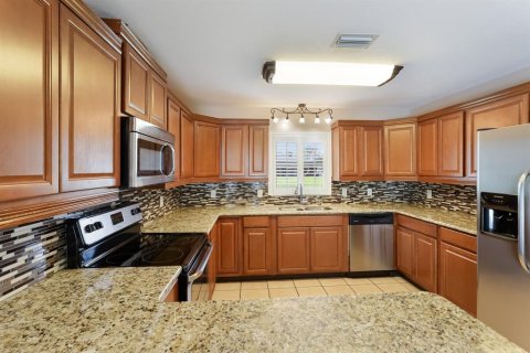 Villa ou maison à vendre à North Port, Floride: 3 chambres, 172.61 m2 № 2148412 - photo 10