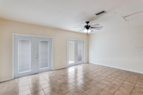 Villa ou maison à vendre à North Port, Floride: 3 chambres, 172.61 m2 № 2148412 - photo 16