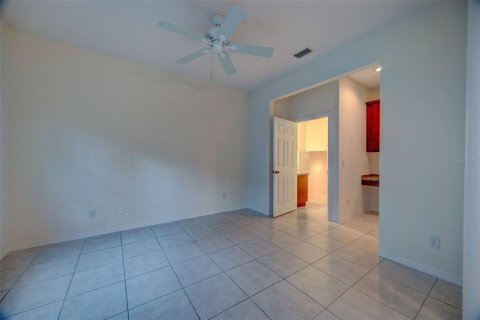 Touwnhouse à vendre à Tampa, Floride: 2 chambres, 124.49 m2 № 1902348 - photo 17