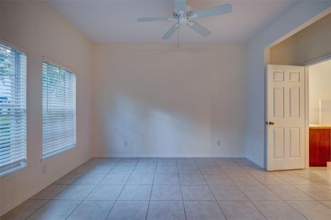 Touwnhouse à vendre à Tampa, Floride: 2 chambres, 124.49 m2 № 1902348 - photo 15