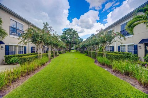 Touwnhouse à vendre à Tampa, Floride: 2 chambres, 124.49 m2 № 1902348 - photo 4