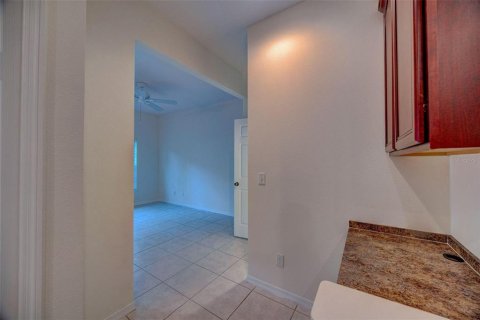 Touwnhouse à vendre à Tampa, Floride: 2 chambres, 124.49 m2 № 1902348 - photo 11
