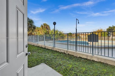 Copropriété à vendre à Miami, Floride: 1 chambre, 76.64 m2 № 1960661 - photo 14