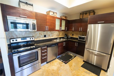 Condo in Miami, Florida, 1 bedroom  № 1889617