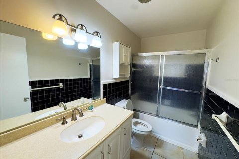 House in Lakeland, Florida 4 bedrooms, 214.14 sq.m. № 1679745 - photo 24