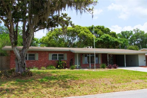 House in Lakeland, Florida 4 bedrooms, 214.14 sq.m. № 1679745 - photo 3