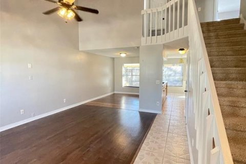 Villa ou maison à louer à Apopka, Floride: 3 chambres, 145.86 m2 № 2127680 - photo 5