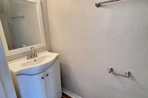 Villa ou maison à louer à Apopka, Floride: 3 chambres, 145.86 m2 № 2127680 - photo 19