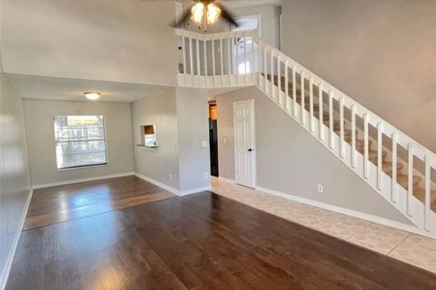 Villa ou maison à louer à Apopka, Floride: 3 chambres, 145.86 m2 № 2127680 - photo 6