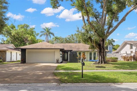 Casa en Clearwater, Florida 3 dormitorios, 196.4 m2 № 2167105