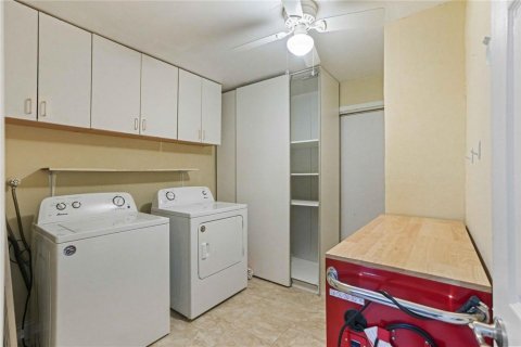 Casa en venta en Fort Lauderdale, Florida, 3 dormitorios, 119.29 m2 № 2268061 - foto 11