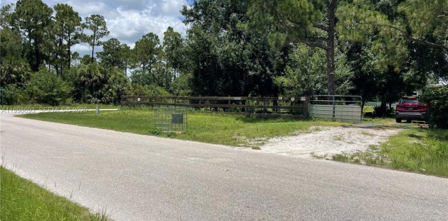 Casa en Clewiston, Florida 3 dormitorios, 117.06 m2 № 2060876