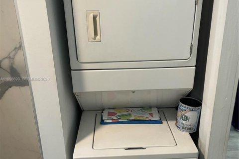 Casa en alquiler en Clewiston, Florida, 3 dormitorios, 117.06 m2 № 2060876 - foto 19