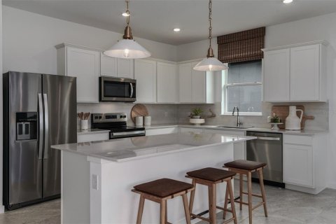 Casa en venta en Ocala, Florida, 4 dormitorios, 171.87 m2 № 1820826 - foto 2