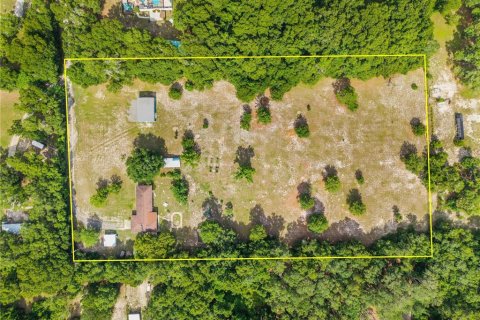 House in De Leon Springs, Florida 4 bedrooms, 164.25 sq.m. № 2130136 - photo 3