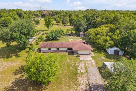 Villa ou maison à De Leon Springs, Floride 4 chambres, 164.25 m2 № 2130136