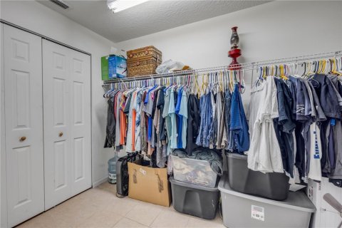 House in De Leon Springs, Florida 4 bedrooms, 164.25 sq.m. № 2130136 - photo 26