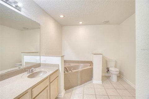 Townhouse in Orlando, Florida 3 bedrooms, 184.41 sq.m. № 2142455 - photo 25