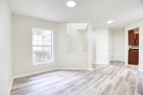 Townhouse in Orlando, Florida 3 bedrooms, 184.41 sq.m. № 2142455 - photo 6