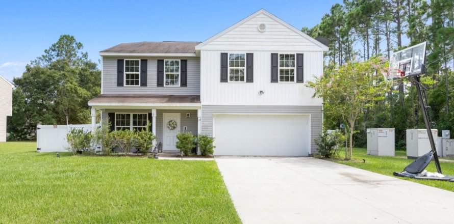 House in Palm Coast, Florida 4 bedrooms, 192.59 sq.m. № 769694