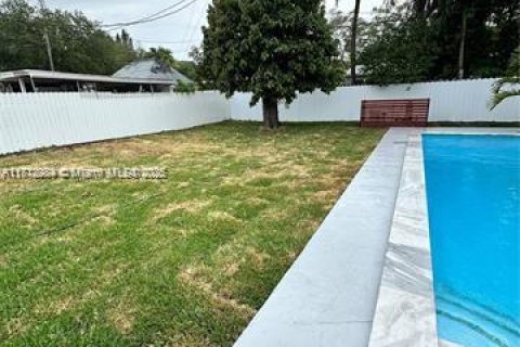 Casa en venta en North Miami Beach, Florida, 3 dormitorios, 117.52 m2 № 1776042 - foto 22