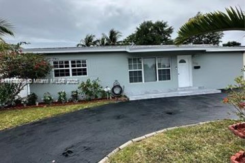 Casa en venta en North Miami Beach, Florida, 3 dormitorios, 117.52 m2 № 1776042 - foto 29