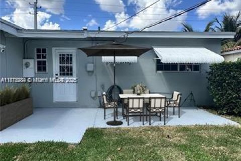 Casa en venta en North Miami Beach, Florida, 3 dormitorios, 117.52 m2 № 1776042 - foto 20
