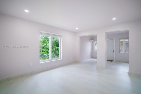 Снять в аренду виллу или дом в Холливуд, Флорида 2 спальни, 271.09м2, № 2066695 - фото 14