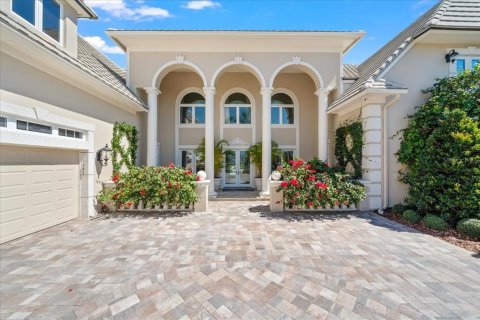 Villa ou maison à vendre à Indian Harbour Beach, Floride: 5 chambres, 630.34 m2 № 1755399 - photo 8