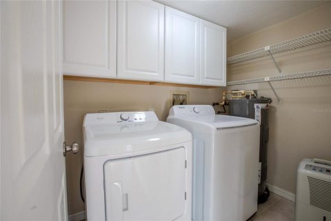 Condo in Sarasota, Florida, 2 bedrooms № 2201850 - photo 16