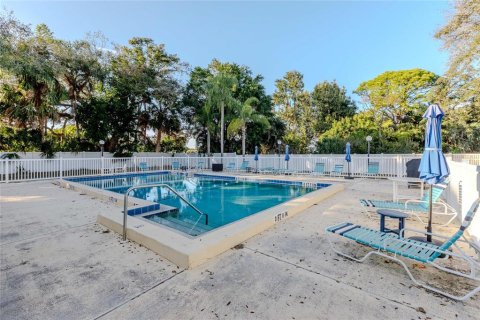 Condo in Sarasota, Florida, 2 bedrooms № 2201850 - photo 21